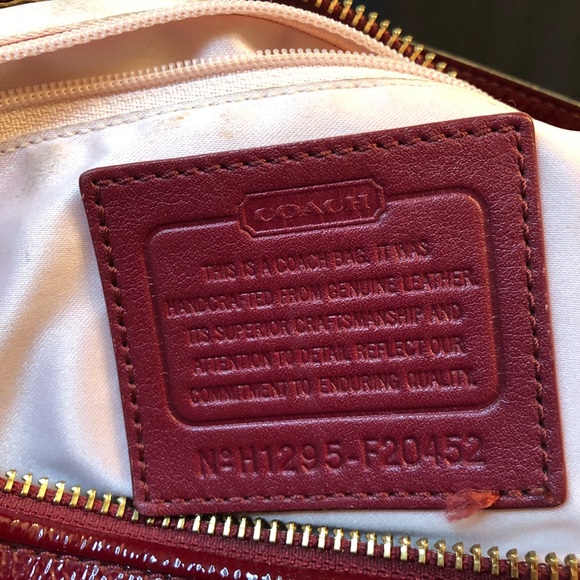 Coach purse - Picture 2 of 2